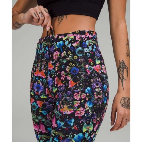 Lululemon Swift Speed High-Rise Tight 28" In Flowerscope Black Multi Size 0 - Picture 3 of 10